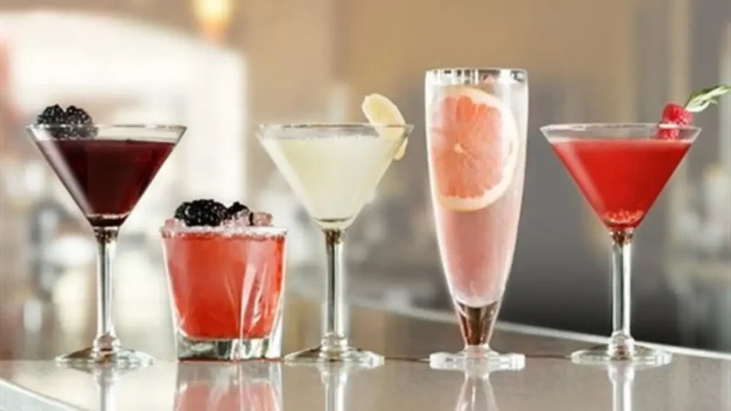 Drinks Ruth’s Chris Happy Hour
